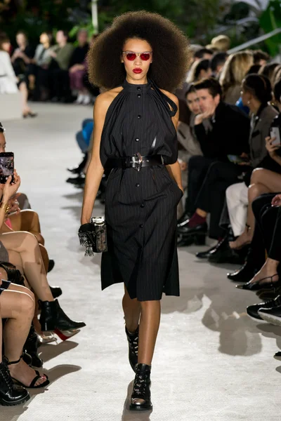 Look 21